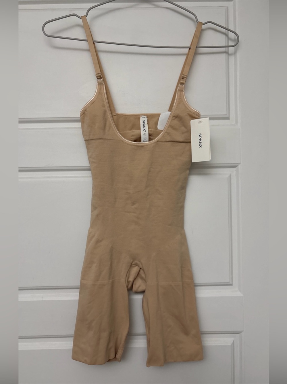 Spanx Shaper Open-Bust Mid-Thigh Bodysuit Soft Nude Size Medium NEW